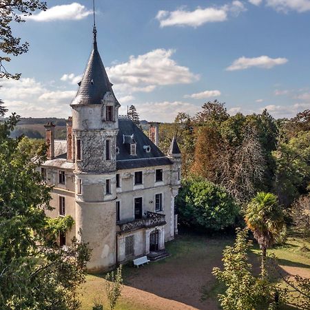 Chateau De Puymoger Bed and Breakfast Javerlhac-et-la-Chapelle-Saint-Robert Eksteriør billede