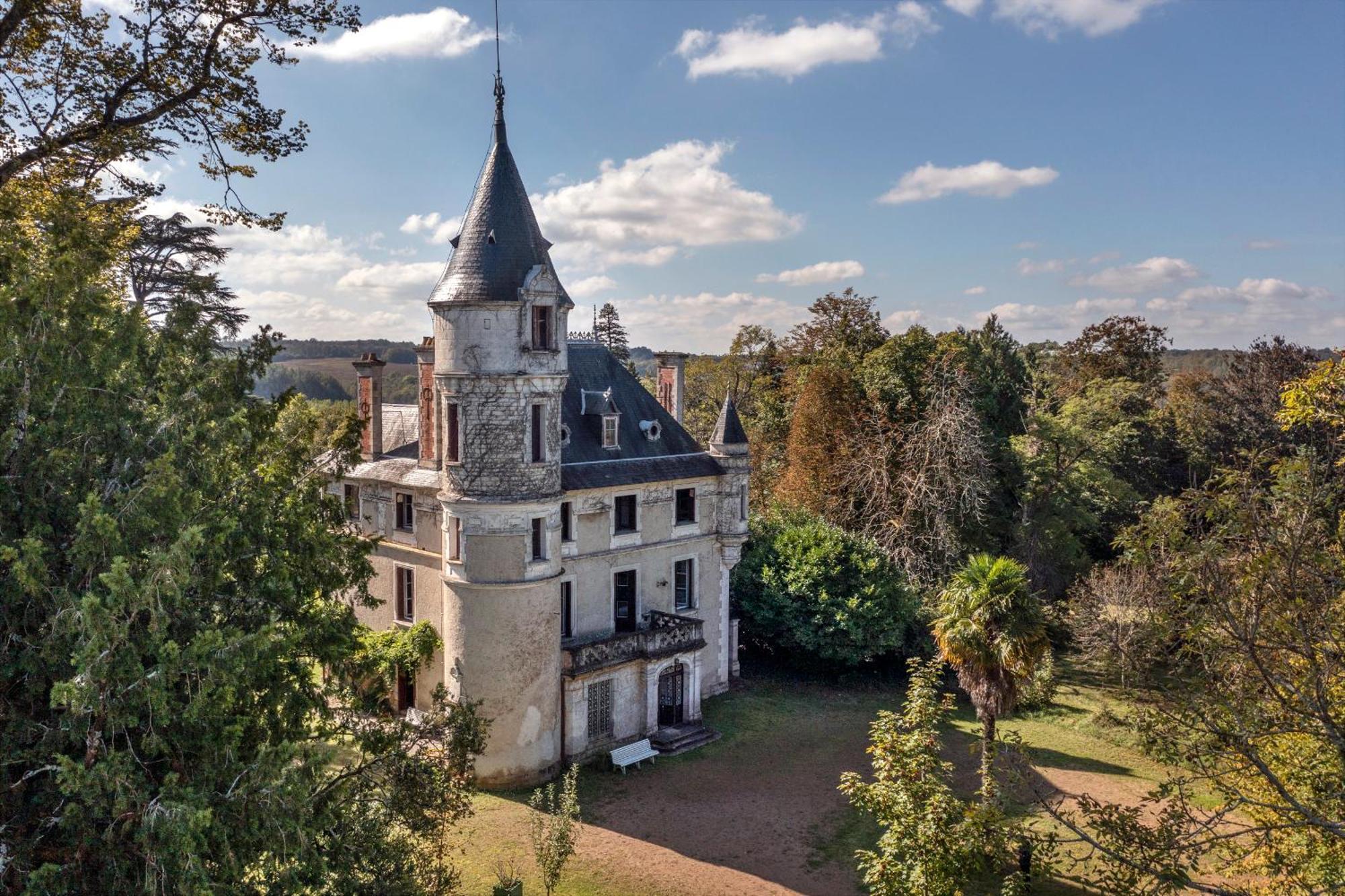 Chateau De Puymoger Bed and Breakfast Javerlhac-et-la-Chapelle-Saint-Robert Eksteriør billede